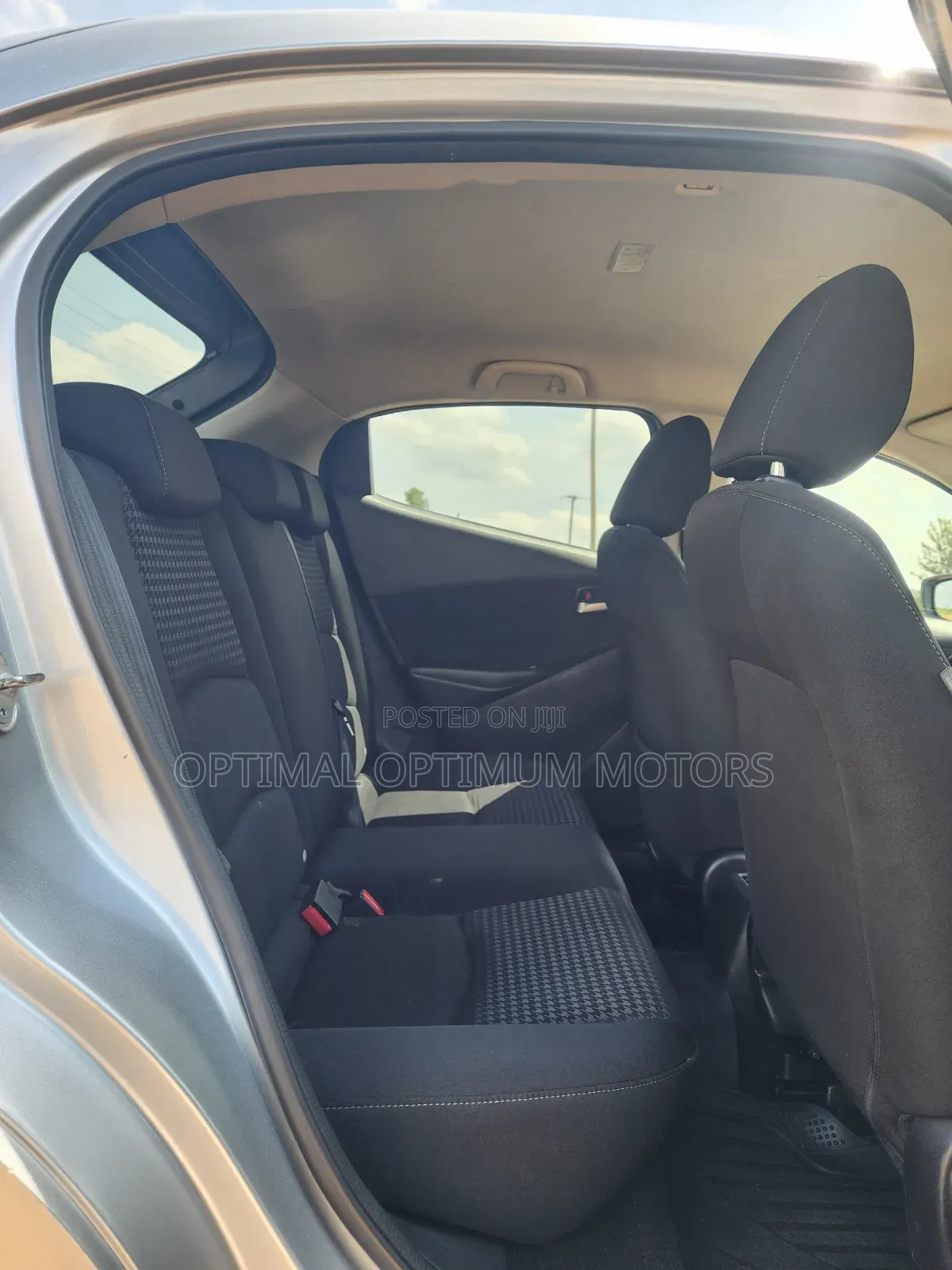 Mazda Demio 2018 Silver