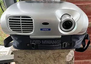X Us Projector