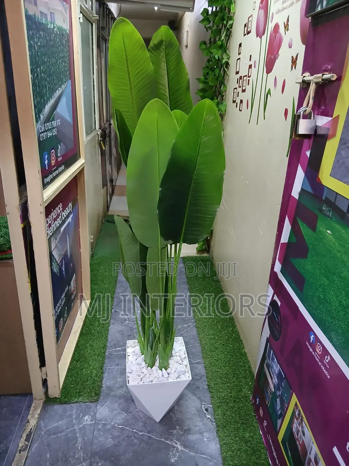 Medium Artificial Banana Plants