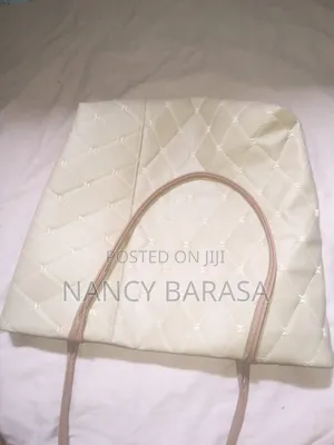 Tote Bags With Zippers