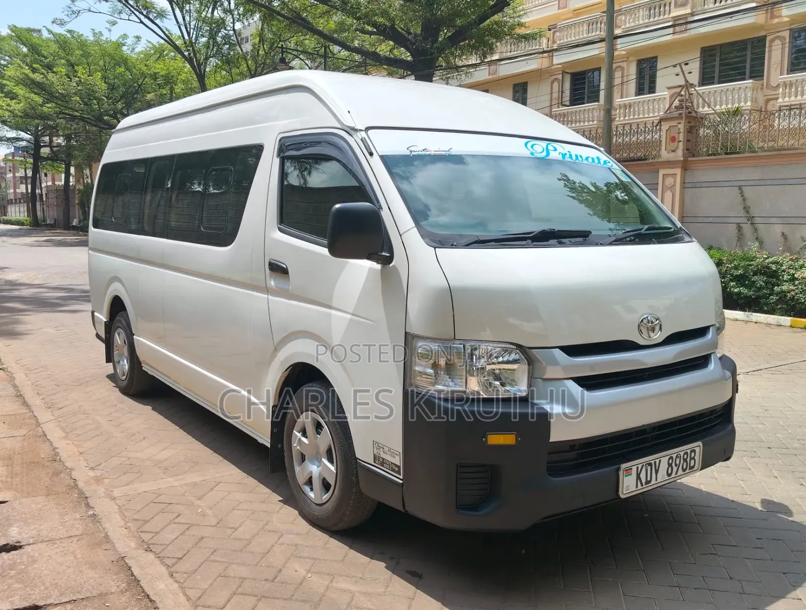 Toyota HiAce 2025