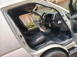 Toyota HiAce 2025