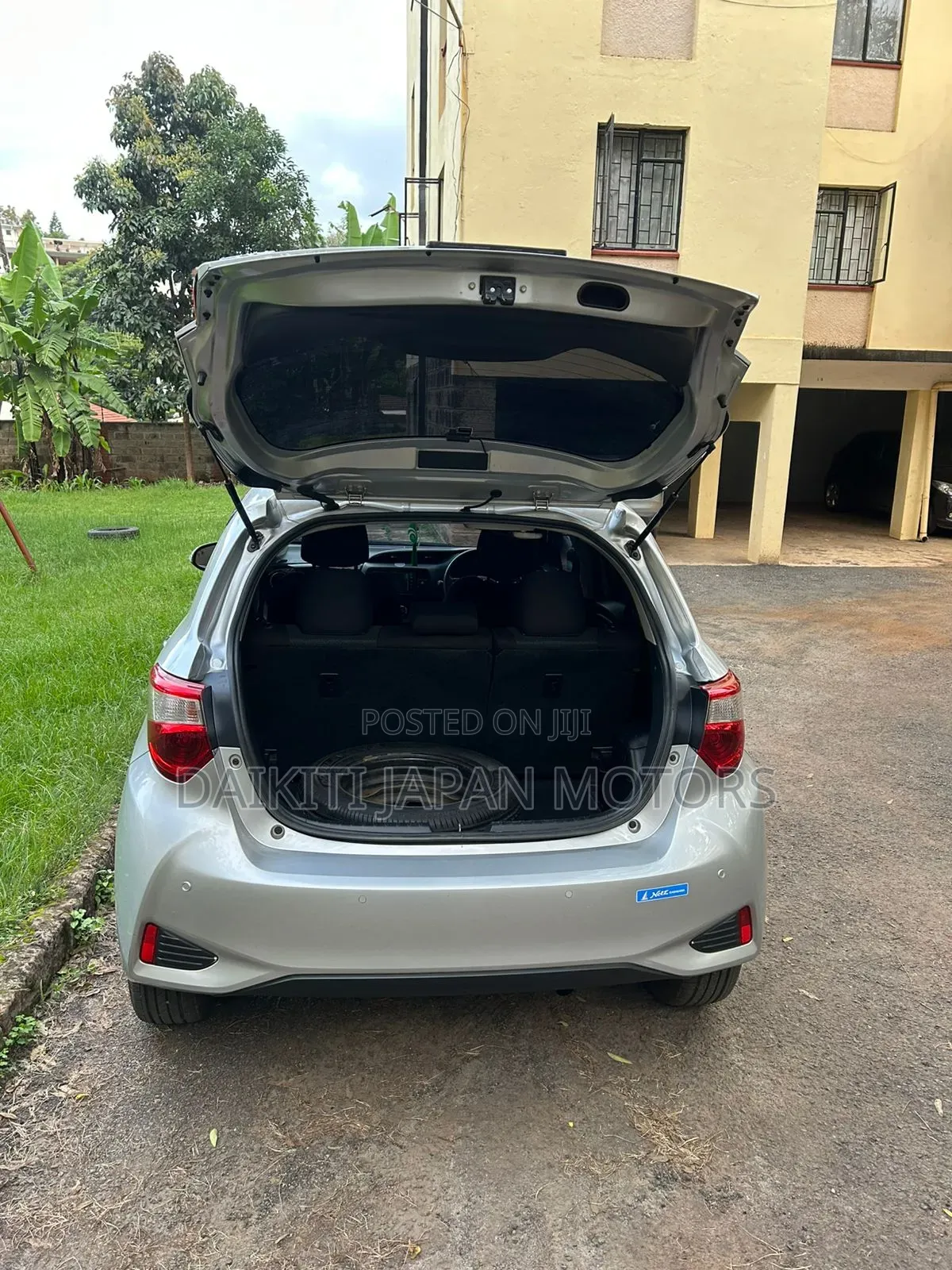 Toyota Vitz 2019 Silver