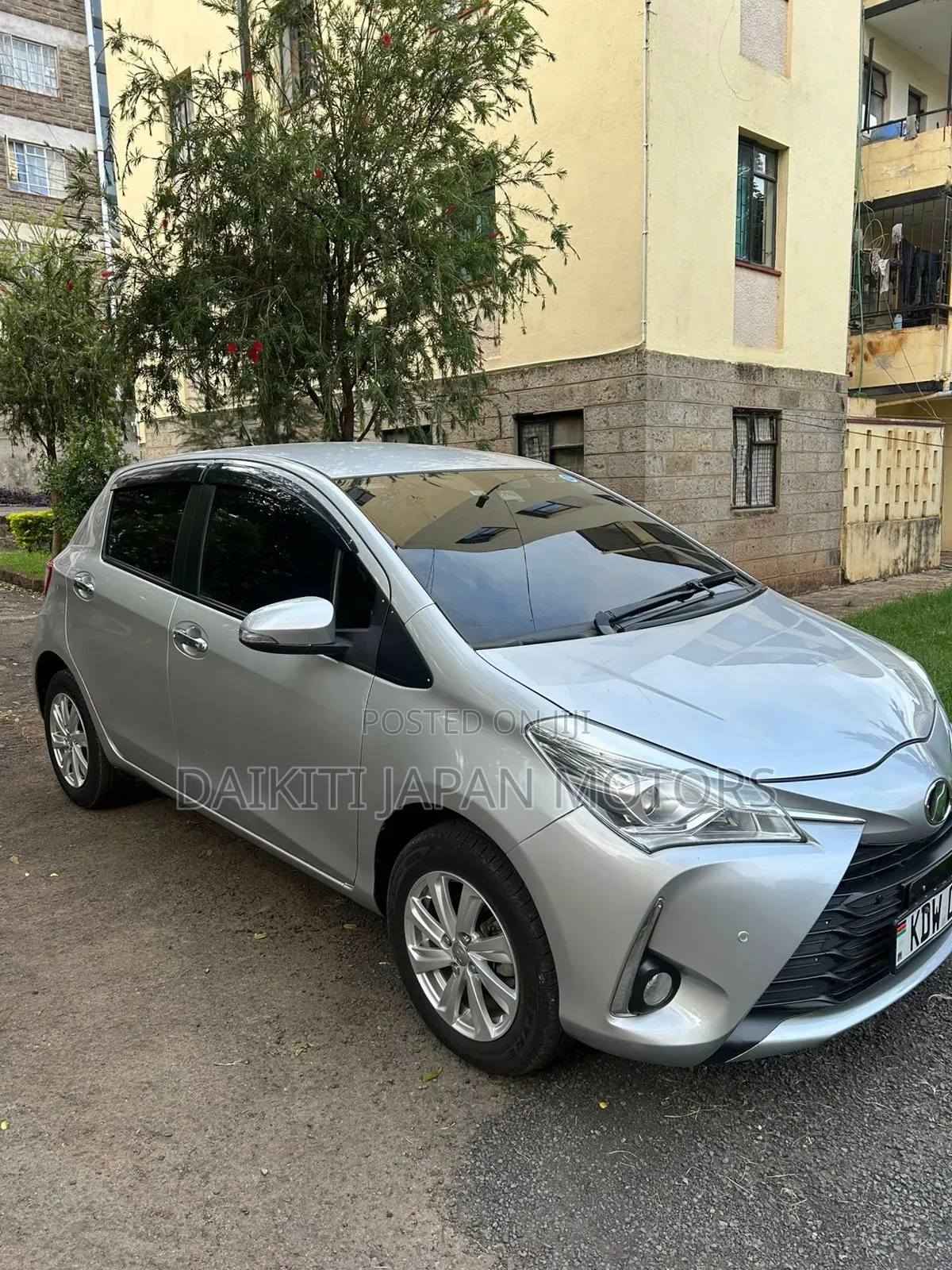 Toyota Vitz 2019 Silver