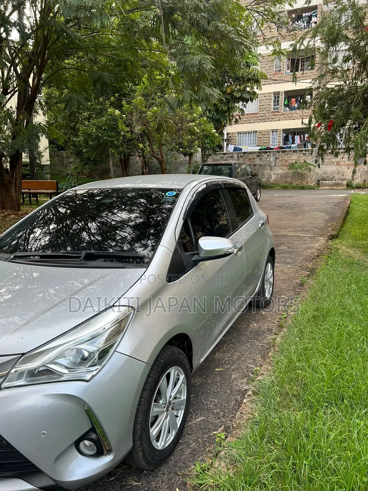 Toyota Vitz 2019 Silver