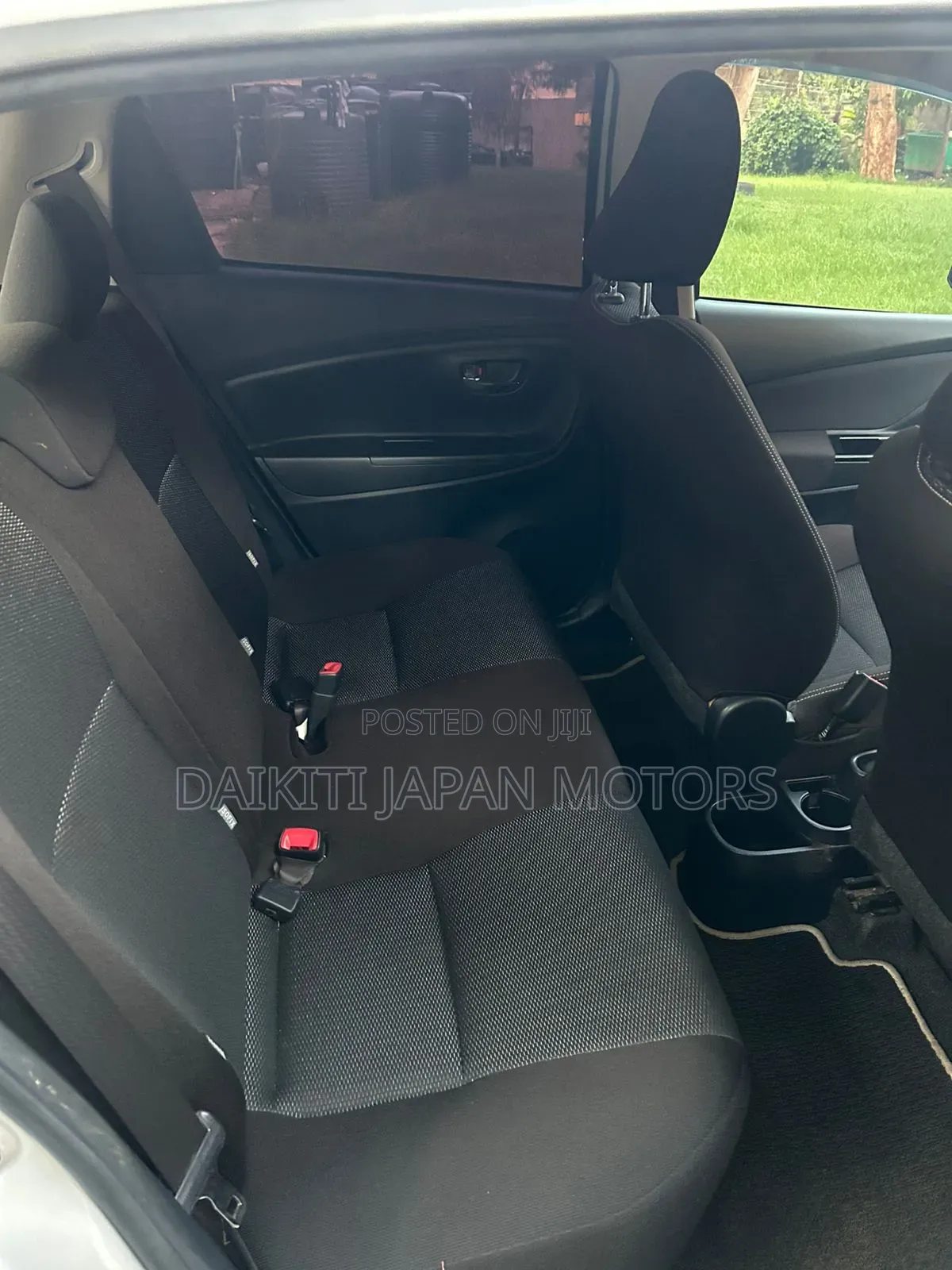 Toyota Vitz 2019 Silver