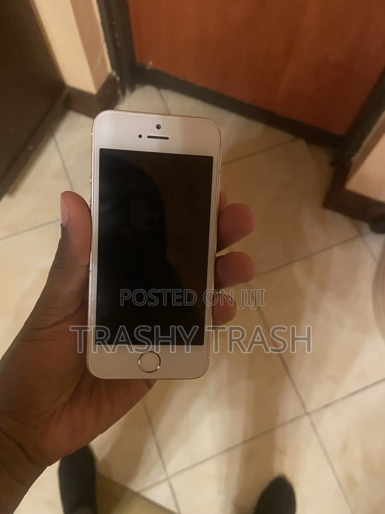 Apple iPhone SE 64 GB White