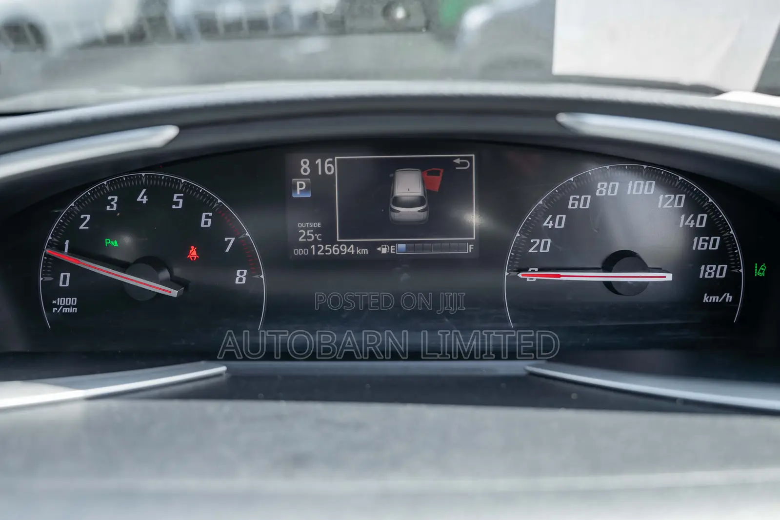 Toyota Sienta 2019 Silver