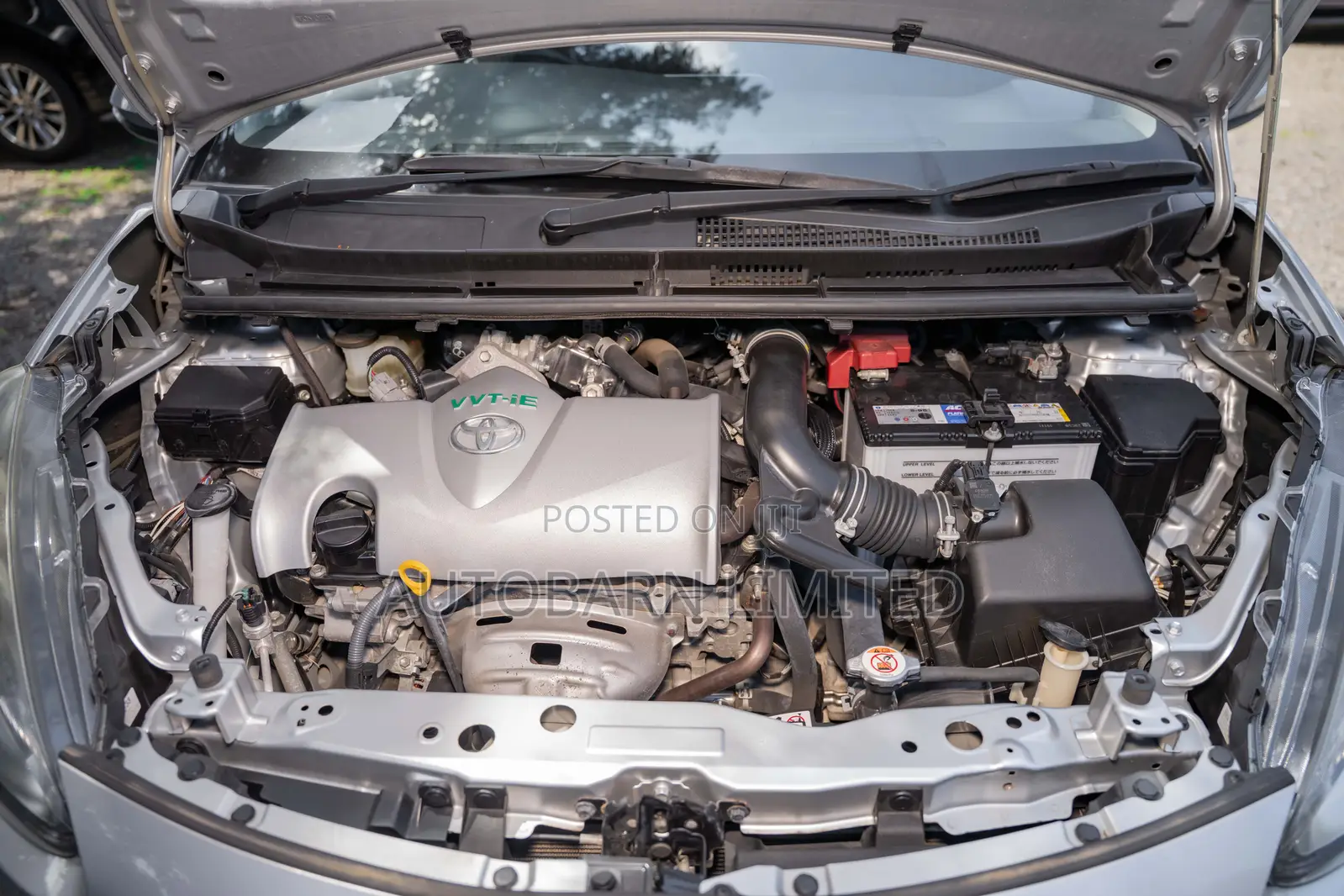 Toyota Sienta 2019 Silver
