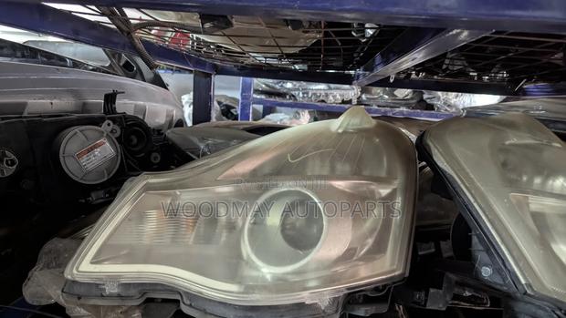Nissan Tiida Headlight Xenon