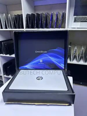 New Laptop HP OmniBook 5 Flip 14-fp0023dx 16GB Intel Core 7 SSD 512GB