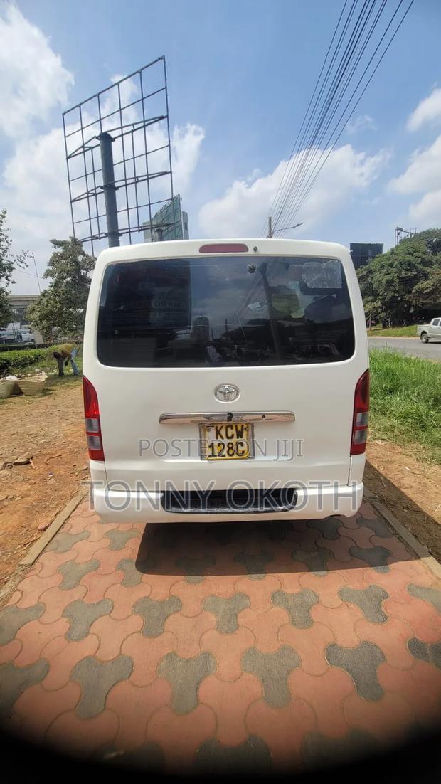 Toyota HiAce 2013 White - thumbnail 5