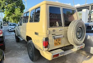 Toyota Land Cruiser 2018 Brown