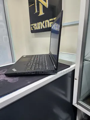 Laptop Lenovo ThinkPad P15s 16GB Intel Core i7 SSD 512GB