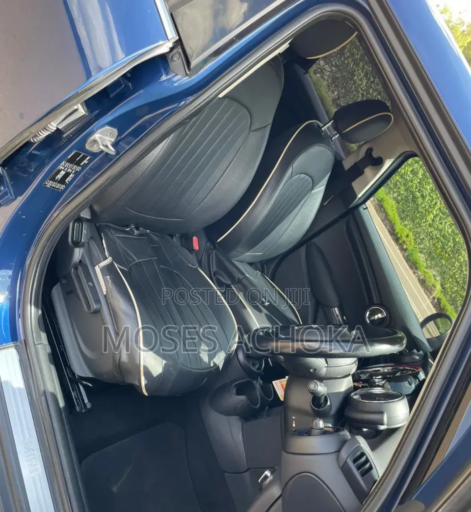 Mini Cooper 2016 Blue