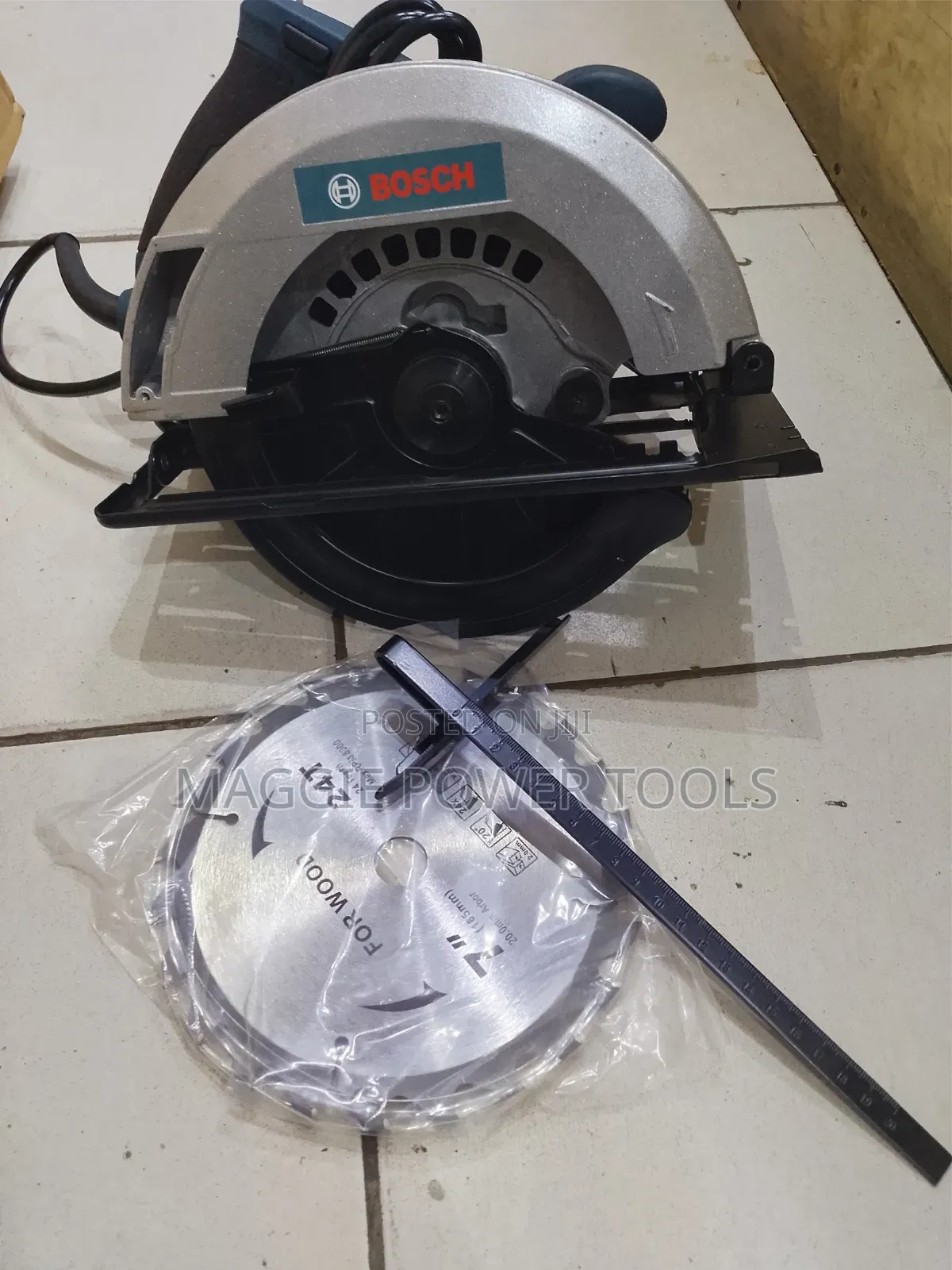 Well Performing and Heavy Duty Circular Saw /7" Circular Saw