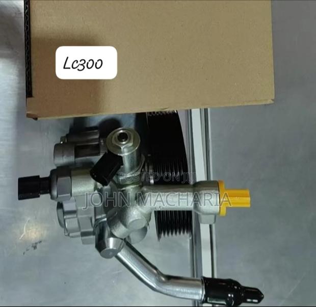 Power Steering Pump for Toyota Land Cruiser Prado 300 Series