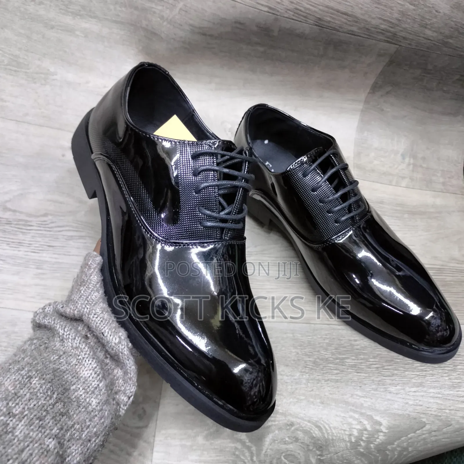 Wetlook Men Officials Available in Sizes 40 to 45