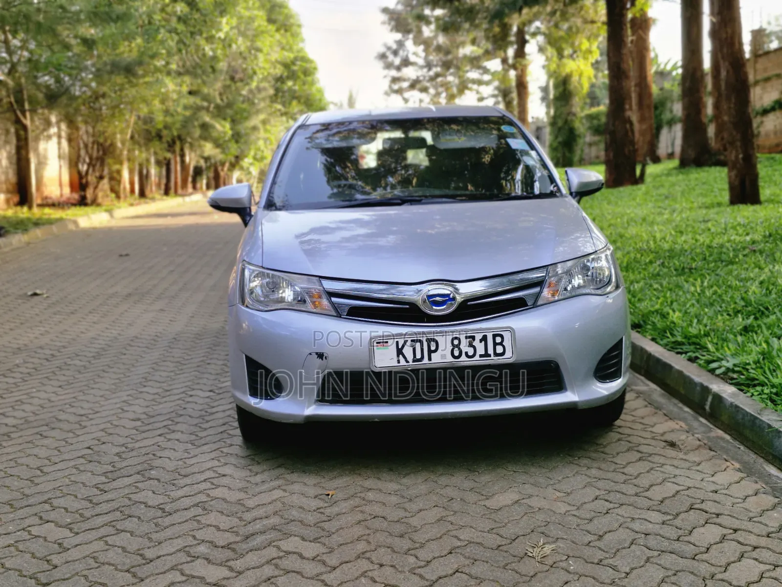 Toyota Corolla Fielder 2017 Silver