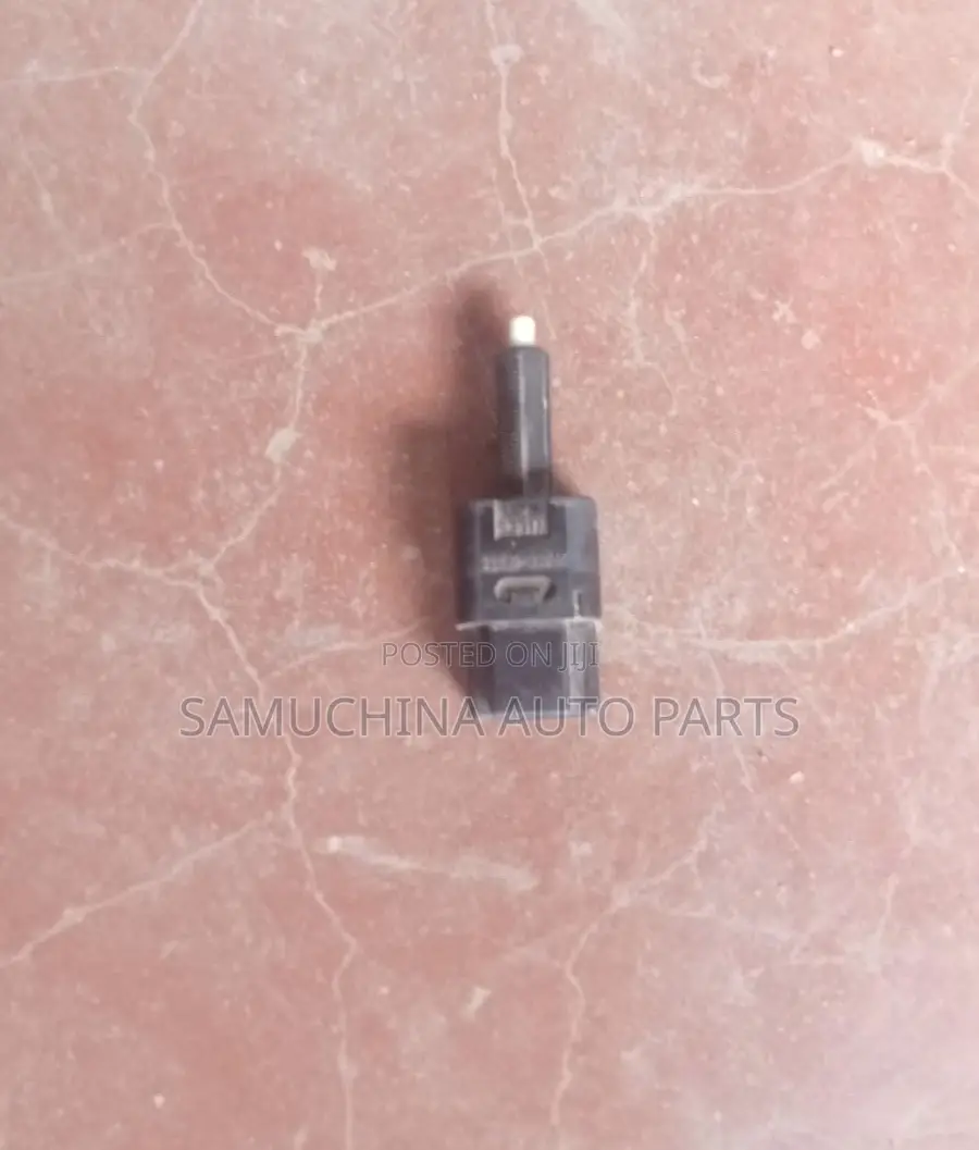 Brake Switch Nissan Tiida