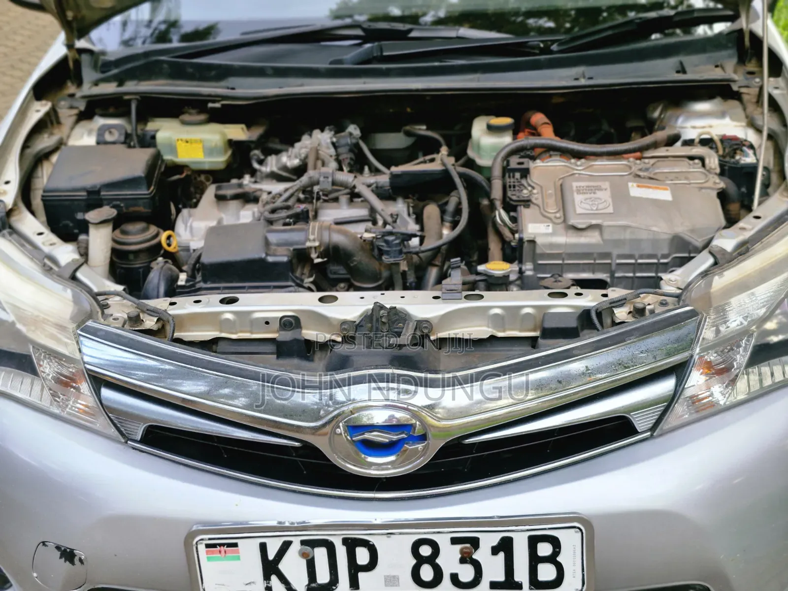 Toyota Corolla Fielder 2017 Silver