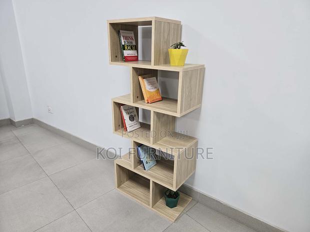 Bookshelf : Modern Wooden Zigzag Wall Shelf - thumbnail 3