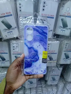 Fashion Case Phone Cover Features a Distinct Blue and White Marble