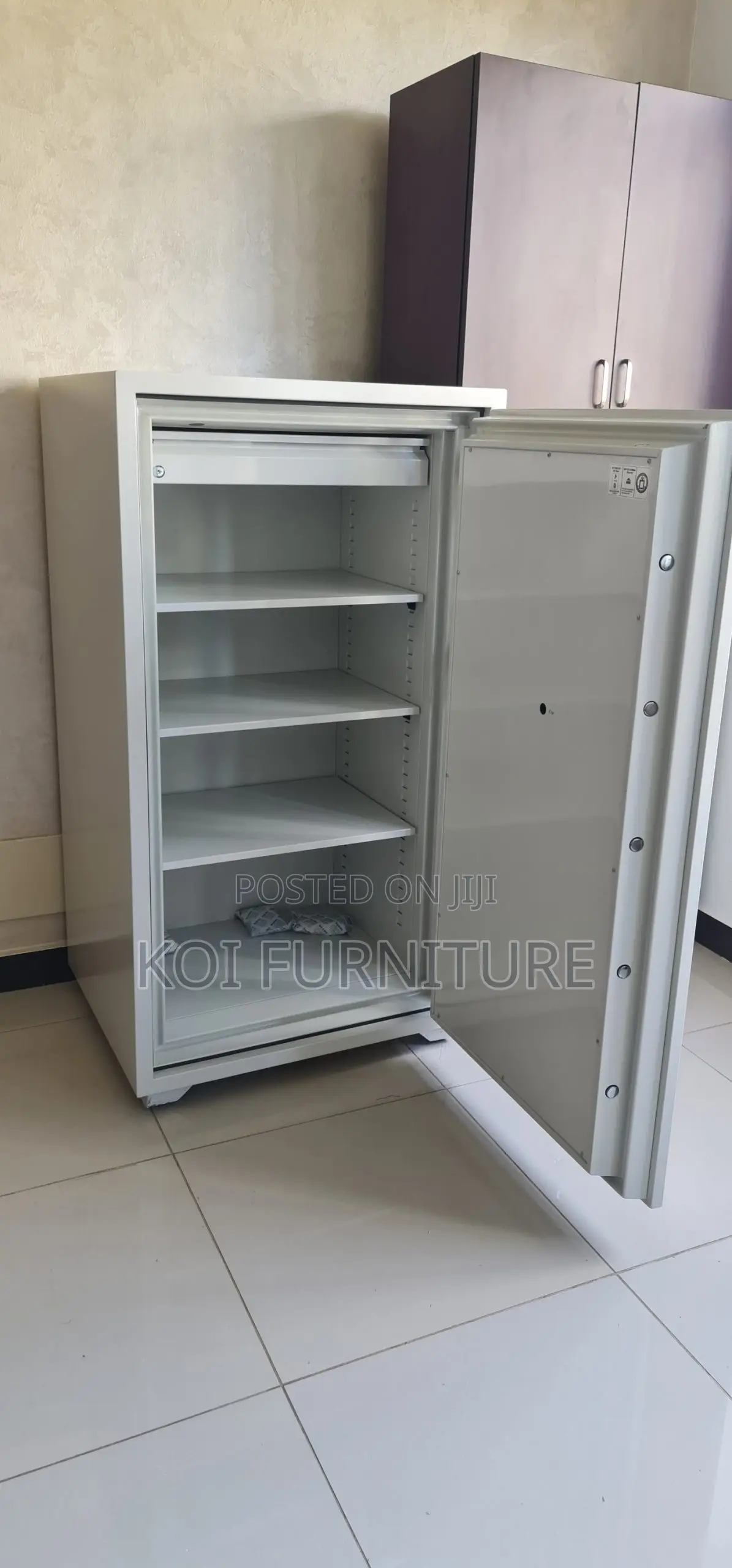 Office Safe : 122 Kg Diplomat Fireproof Safe 080ehk