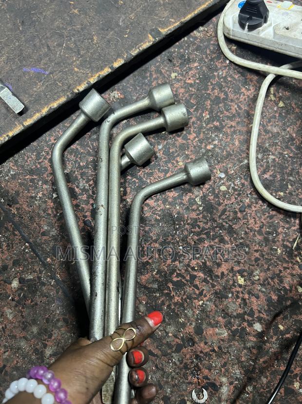 Car Wheel Spanners - thumbnail 2