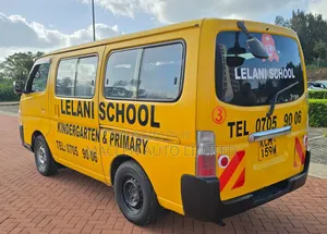 Nissan Caravan (Urvan) 2010 Yellow