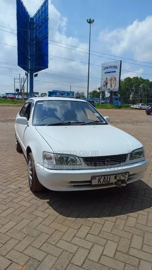 Toyota Corolla 1998 White