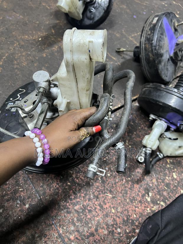 Hilux Revolution Brake Booster