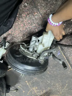 Hilux Revolution Brake Booster