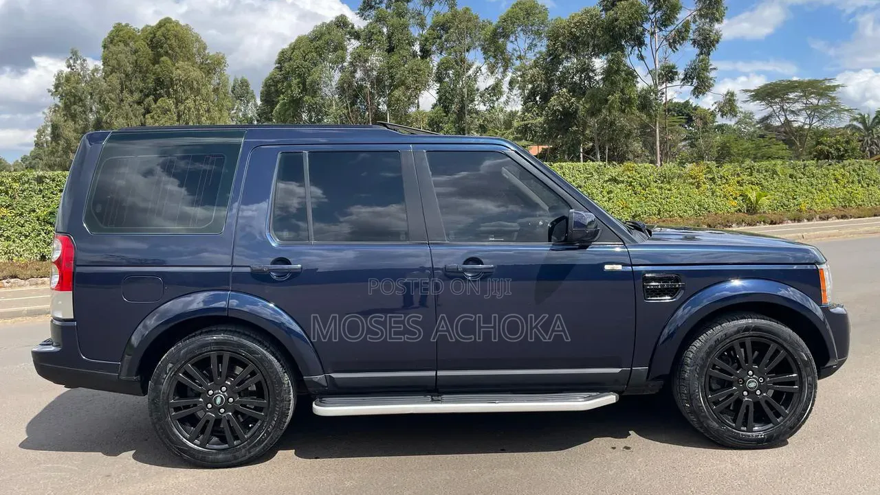 Land Rover Discovery 2009 Blue