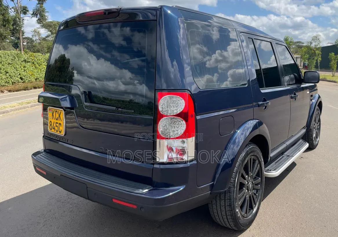 Land Rover Discovery 2009 Blue