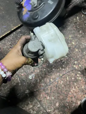 Brake Master Cylinder for Hiace 7l