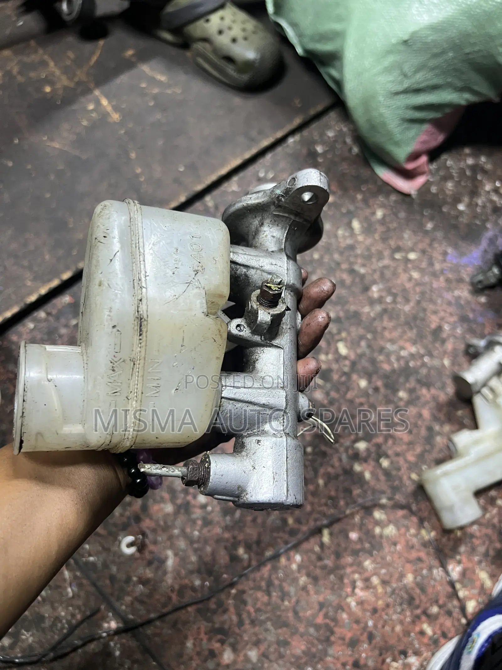 Corolla 110 Master Cylinder