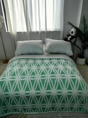 Cozy Woolen/Sherpa/Fleece Throw Blankets Stocked 200cm by 230cm