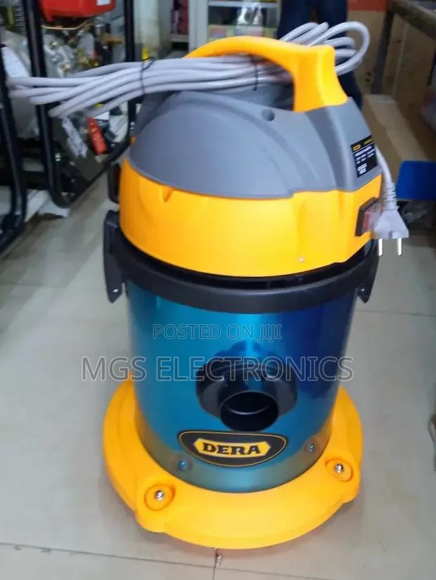 Dera 20 Liters Vacuum Cleaner