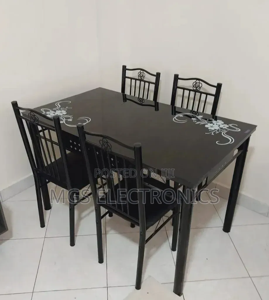 Executive 4 Sitter Dinning Table