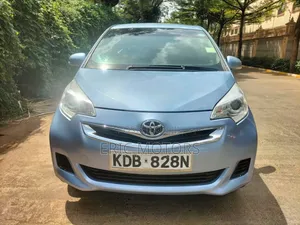 Toyota Ractis 2014 Blue