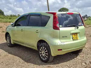 Nissan Note 1.4 2007 Green