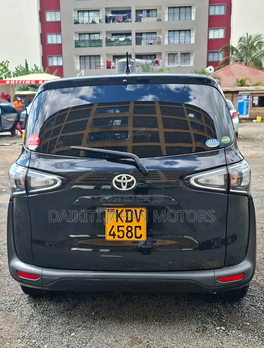 Toyota Sienta 2018 Black