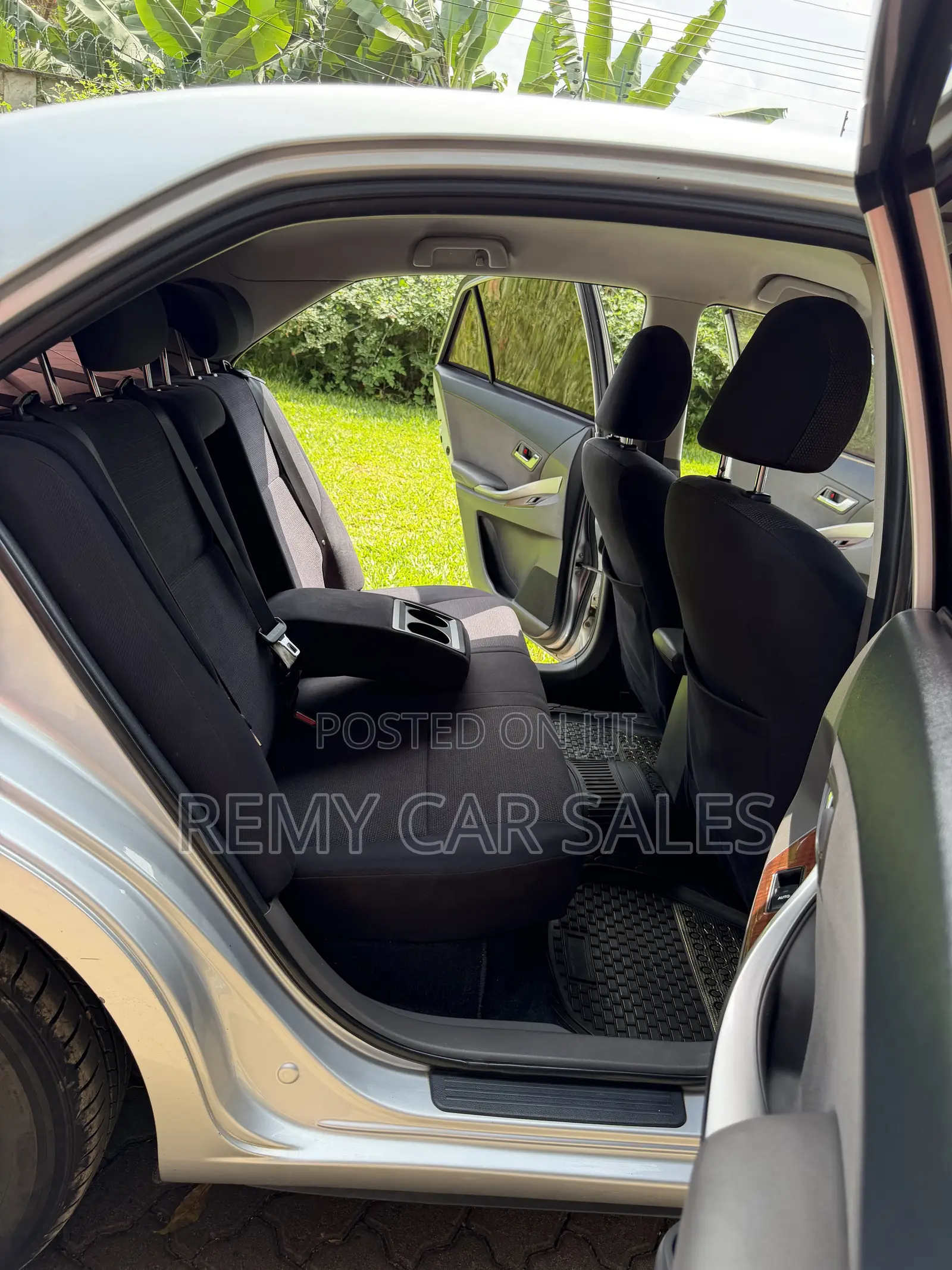 Toyota Allion 2013 Silver