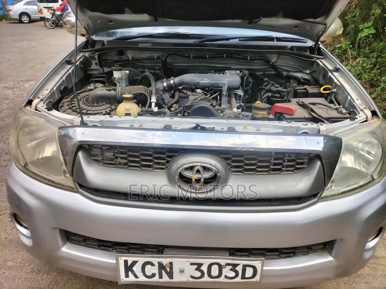 Toyota Hilux 2010 Silver