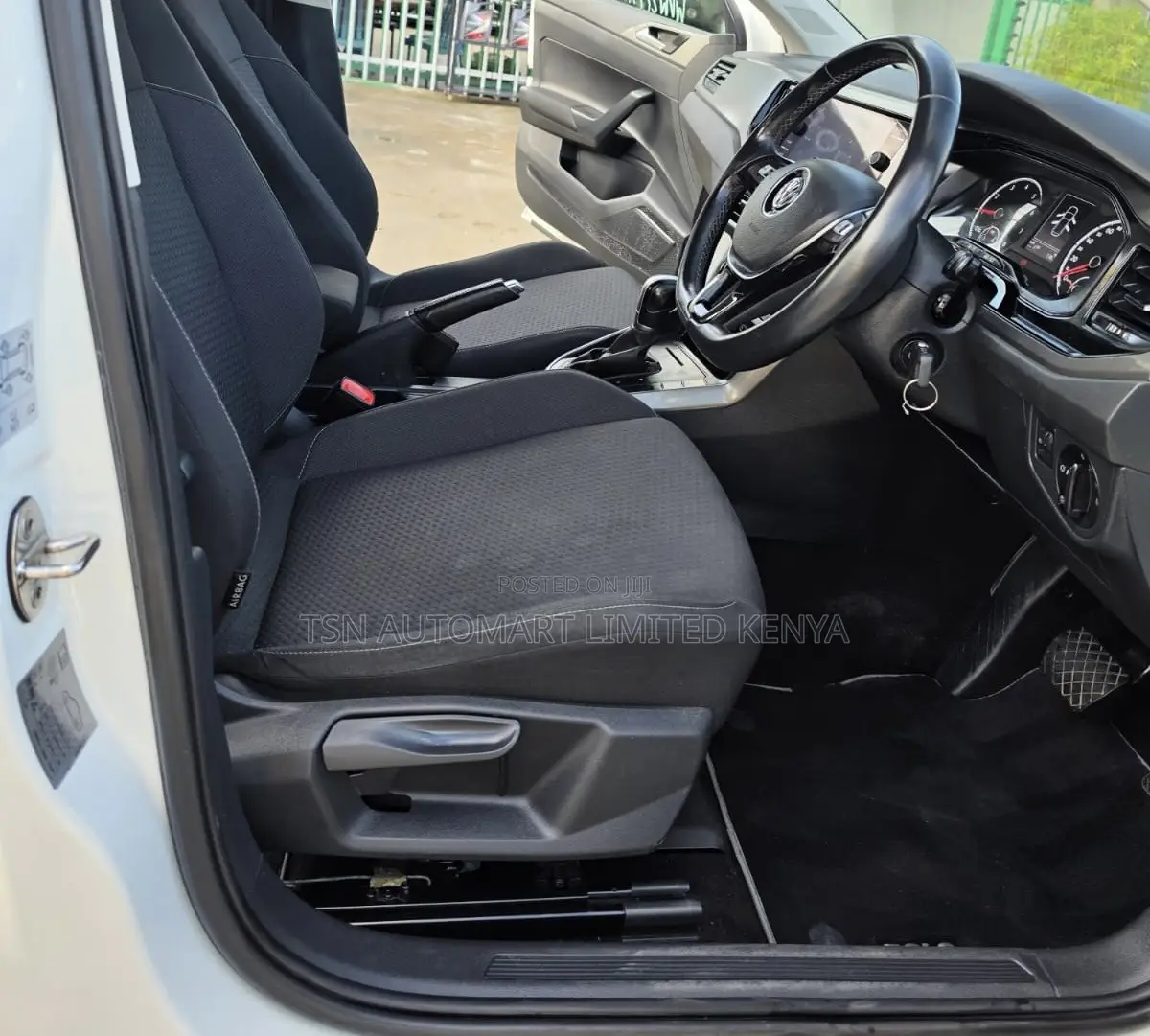 Volkswagen Polo 2019 Pearl