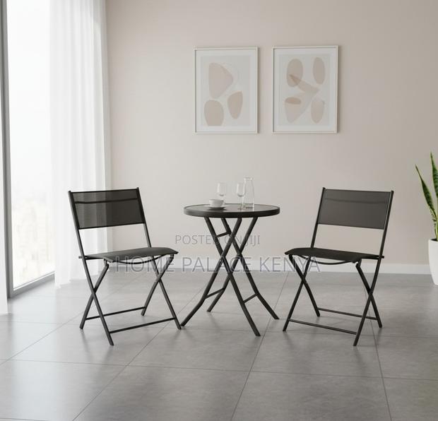 Foldable Table: Patio Table With Glass Top and Light Aluminum Frame - thumbnail 6
