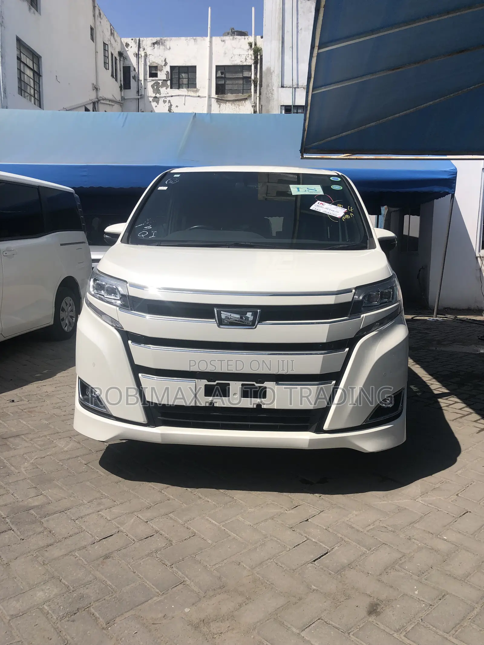 Toyota Noah 2019 White