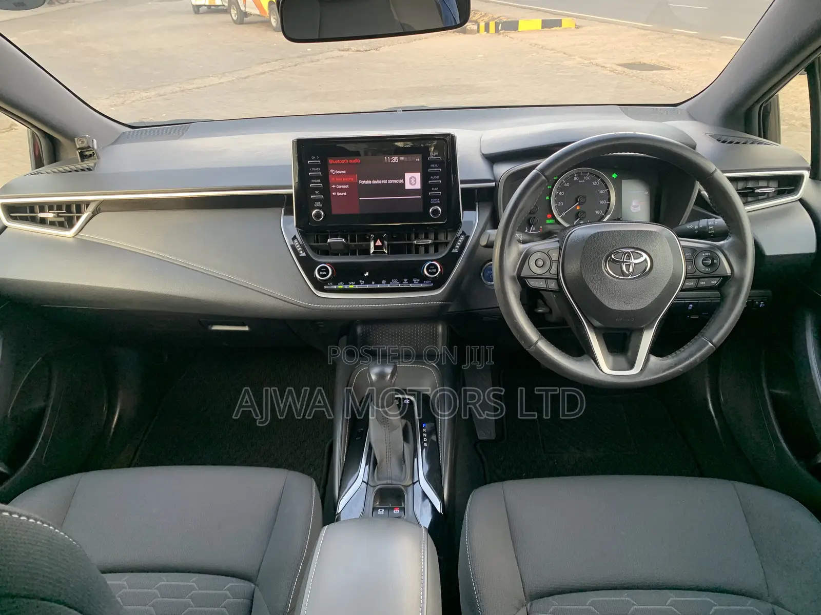 Toyota Corolla L (1.8L 4cyl 2A) 2019 Black