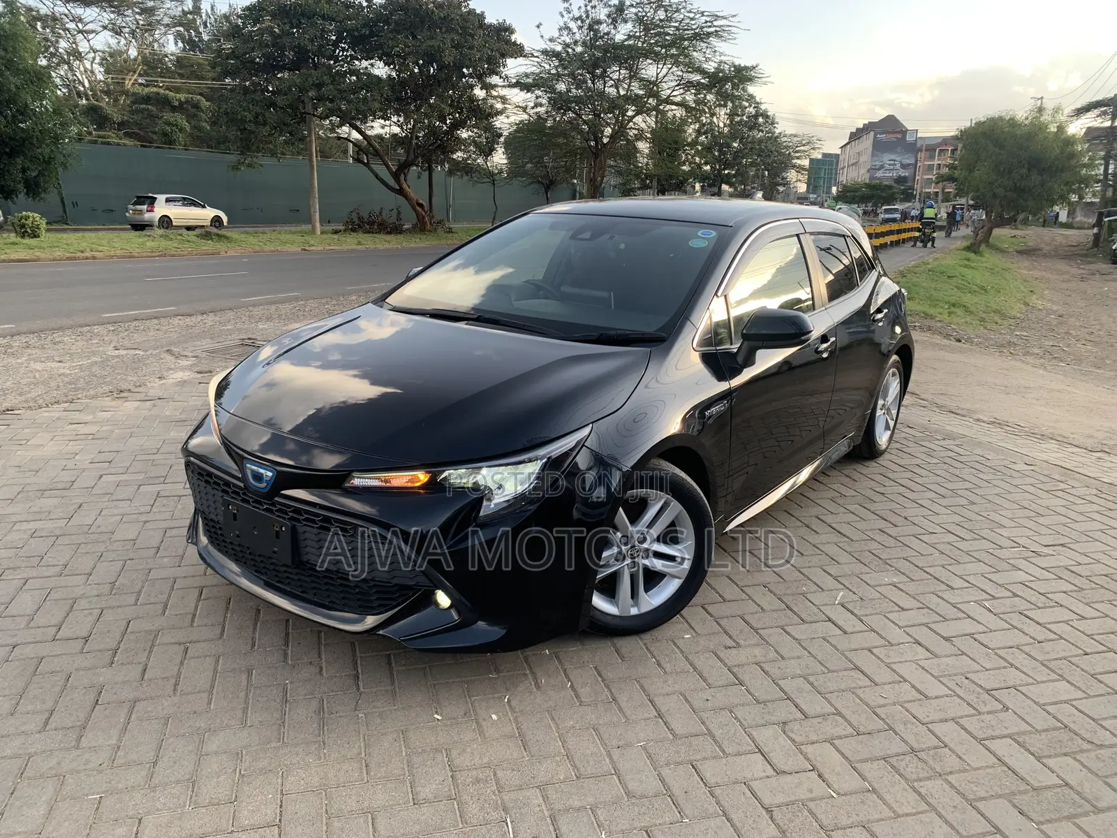 Toyota Corolla L (1.8L 4cyl 2A) 2019 Black